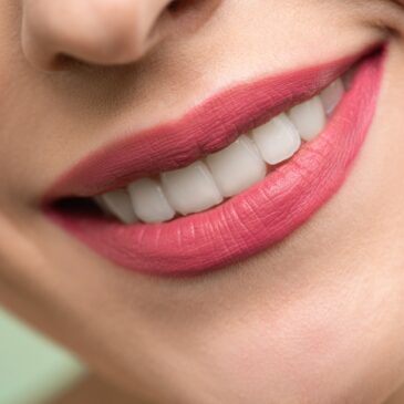 Why should you get dental scaling in Stamford